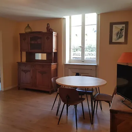 : T2 Calme, Animaux Admis, Balcon - Fr-1-555-83