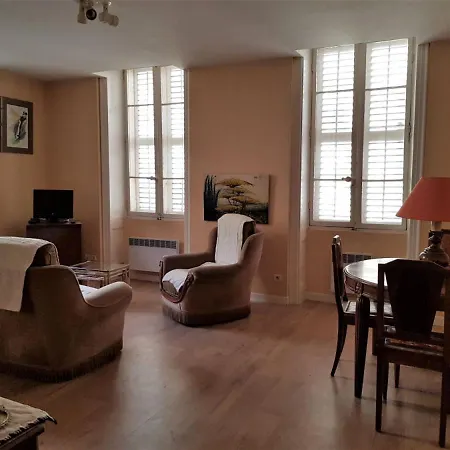 Apartman : T2 Calme, Animaux Admis, Balcon - Fr-1-555-83 Aix-les-Bains